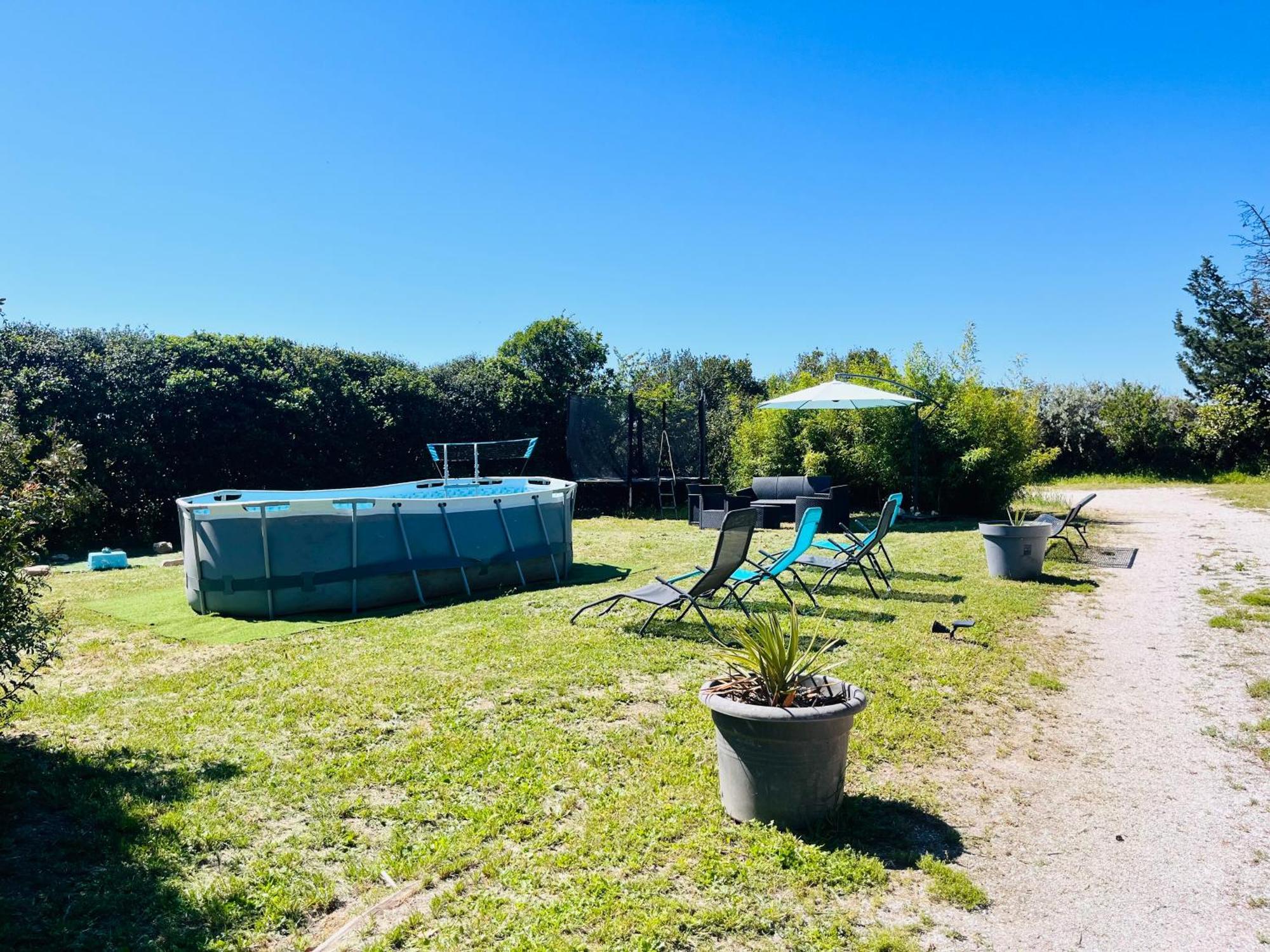 Holiday home Location T3 Jardin Avec Piscine Meze